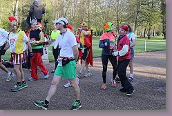 02 Marathon Cheverny 193 * 680 x 453 * (188KB)